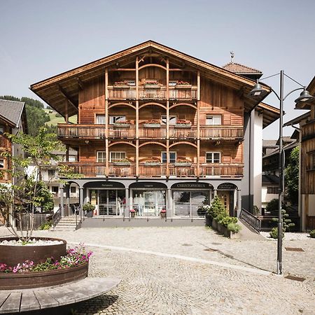 Christophorus Mountain Residence San Vigilio Di Marebbe Kültér fotó